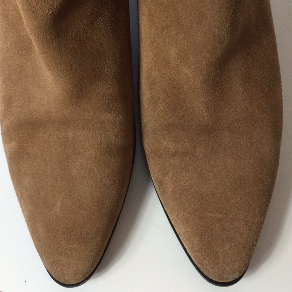 Saint Laurent Tan Suede Boots with Black Leather Star Accents - Picture 4 of 13